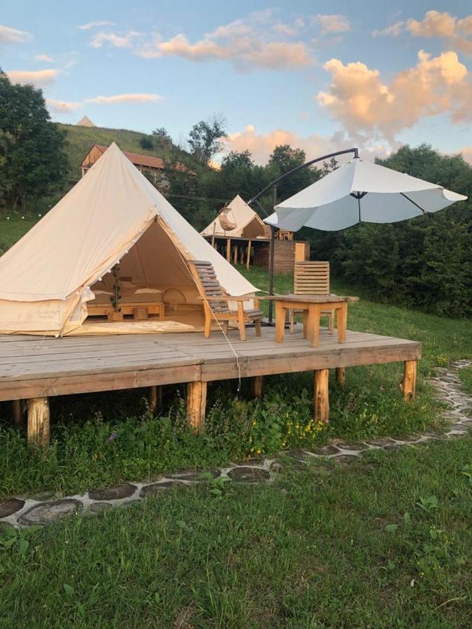 Alereks Mountain Camping Dsegh Exterior photo